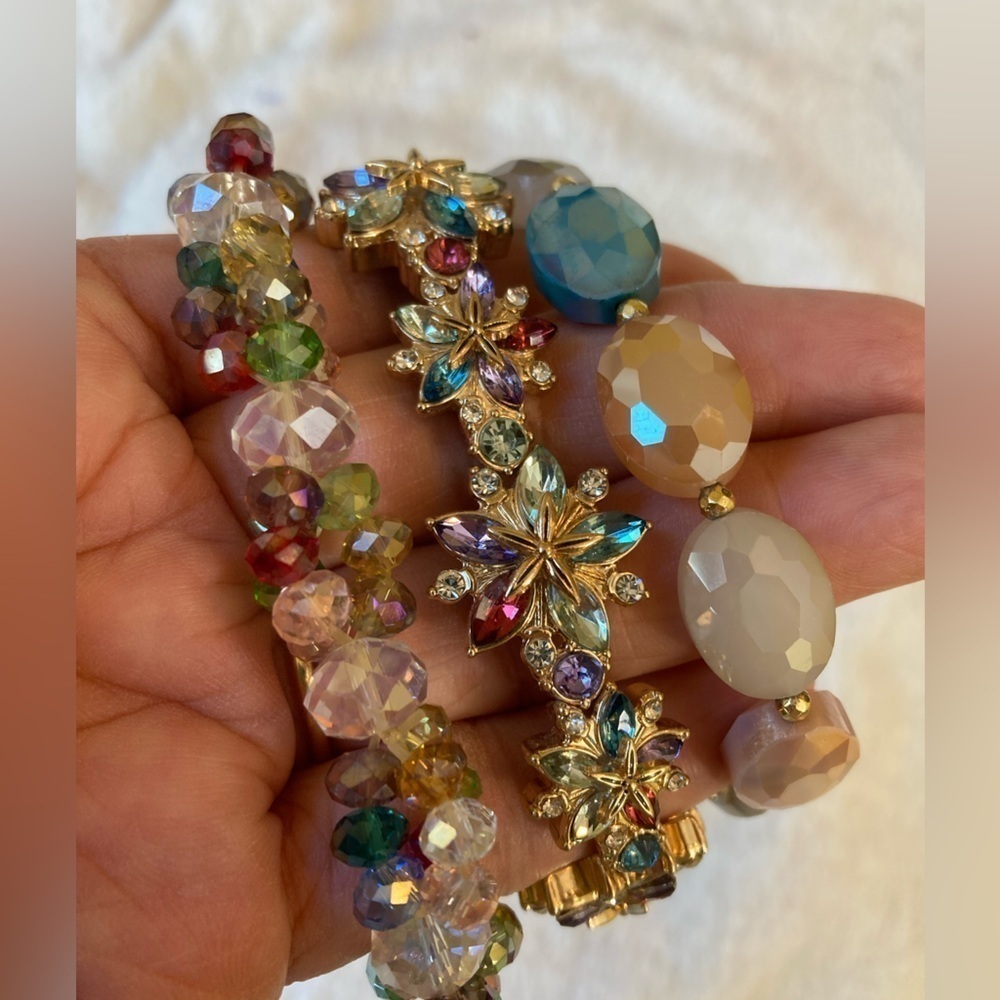 Bundle of 3 Beaded & Jeweled Stretch Bracelets New - Picture 1 of 7